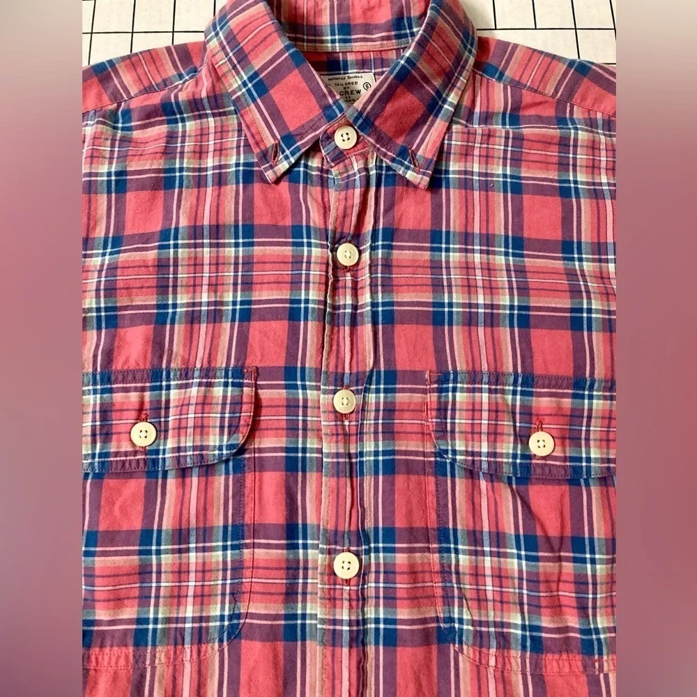 J.‎ Crew Men’s Small Pink/Blue Button Down Shirt